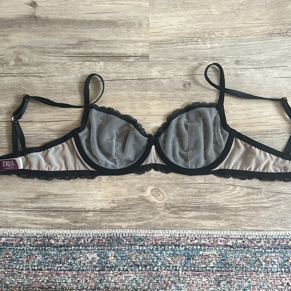 True&Co Bra - Picture 3 of 5